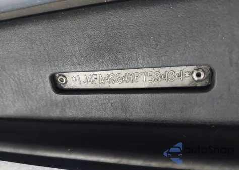 2000 Jeep Wrangler Sport z USA, uszkodzony, nr VIN 1J4FA49S4YP753434